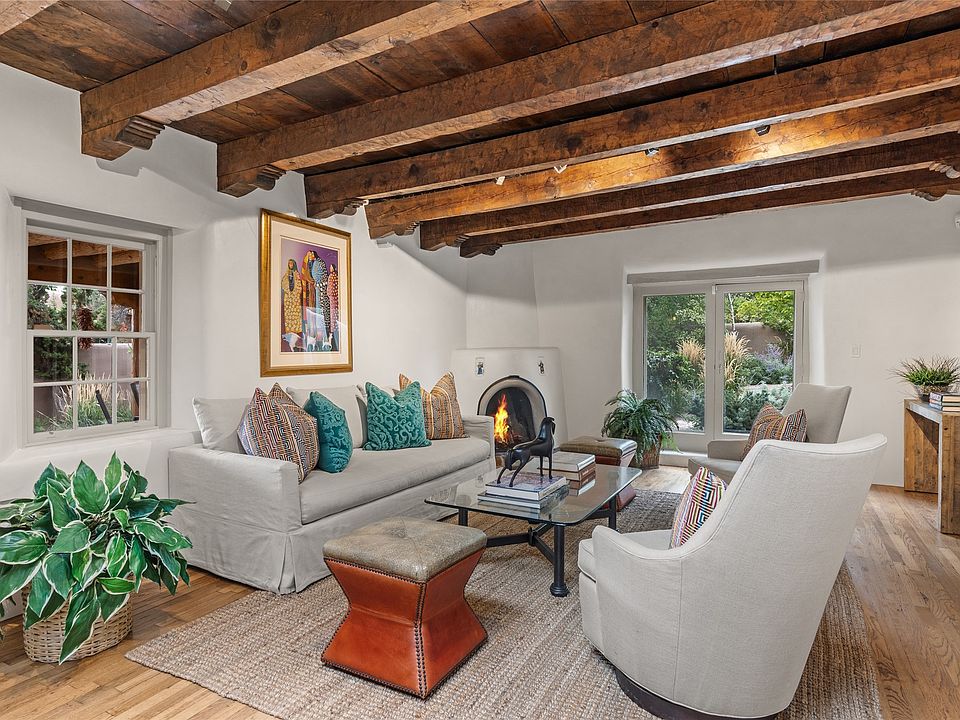 1st image of 530 Camino Del Monte Sol