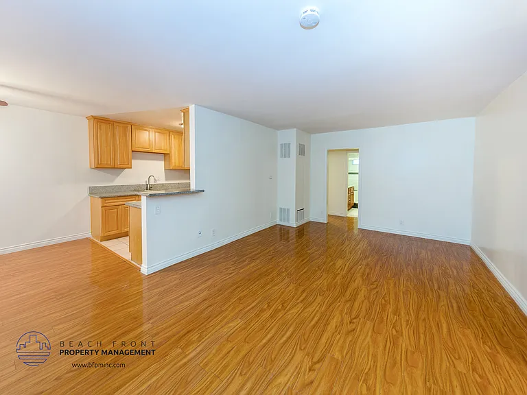 740 S. St. Andrews Place — Photo 5