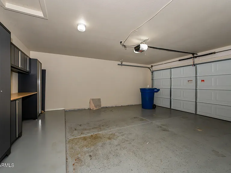 5203 W Buffalo St — Photo 23