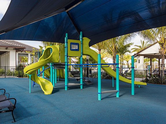 Avenir Playground