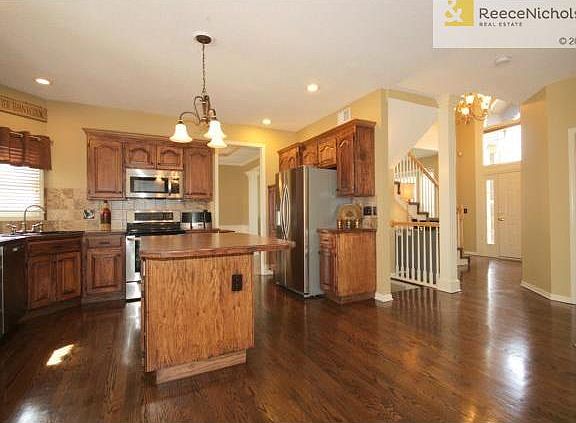 5th image of 8001 W 146th St