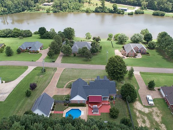 4th image of 507 Rock Springs Dr