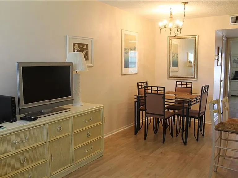 23 Vista Gardens Trl #104 — Photo 6