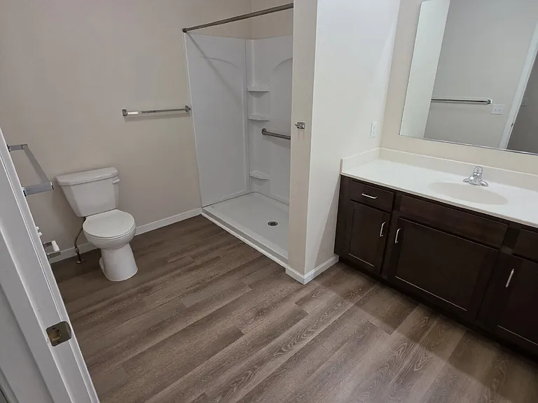 1415 Center Point Rd NE #307 — Photo 16