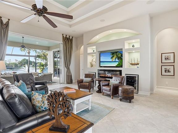 4th image of 9450 Monteverdi WAY