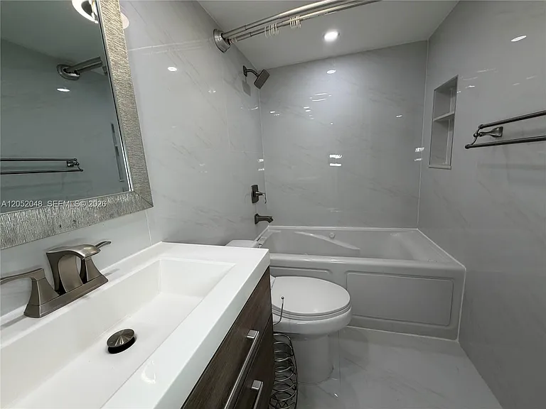 551 NW 82nd Ave #516 — Photo 28