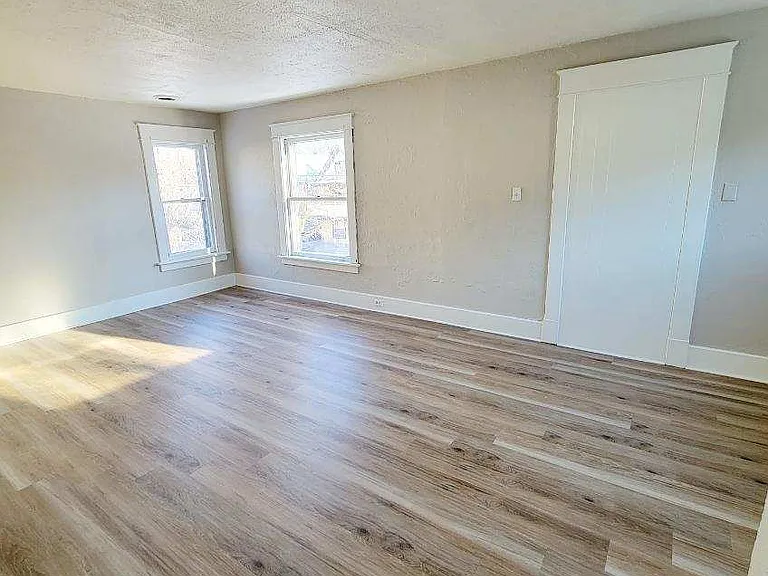 424 Poplar St #2 — Photo 6
