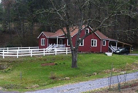 1st image of 4075 Browns Creek Road
