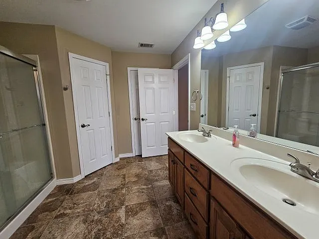 4261 Armadillo Trl — Photo 12