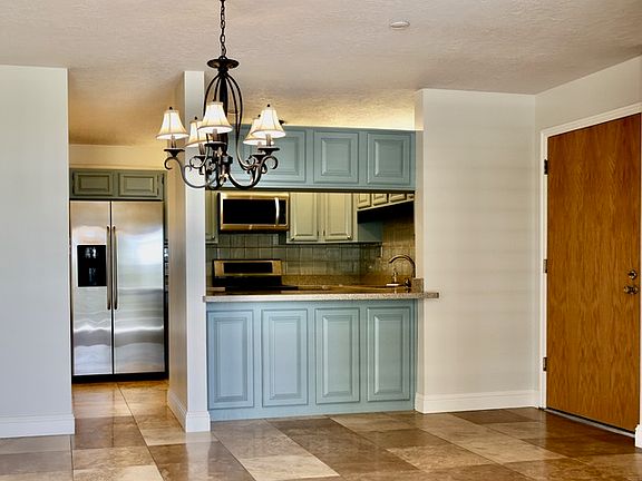 5th image of 560 E South Temple St S #201