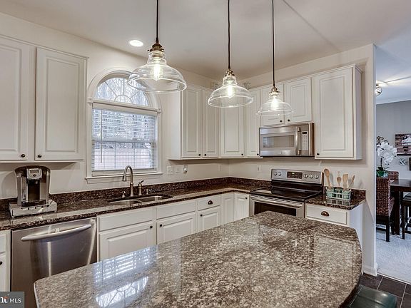 4th image of 13328 Vista Forest Dr