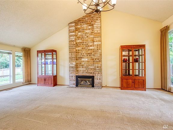 3rd image of 13820 SE 58th Pl