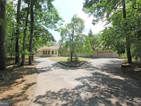 13 Peggys Ln, Tabernacle, NJ 08088