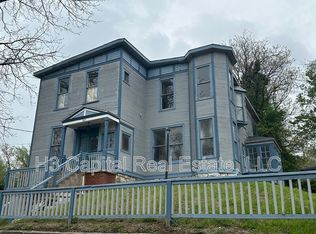 821 Alby St APT A, Alton, IL 62002