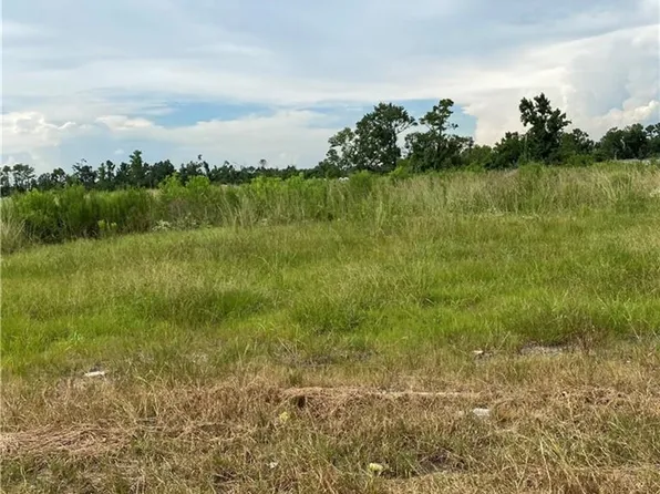 Patton St, Sulphur, LA 70663