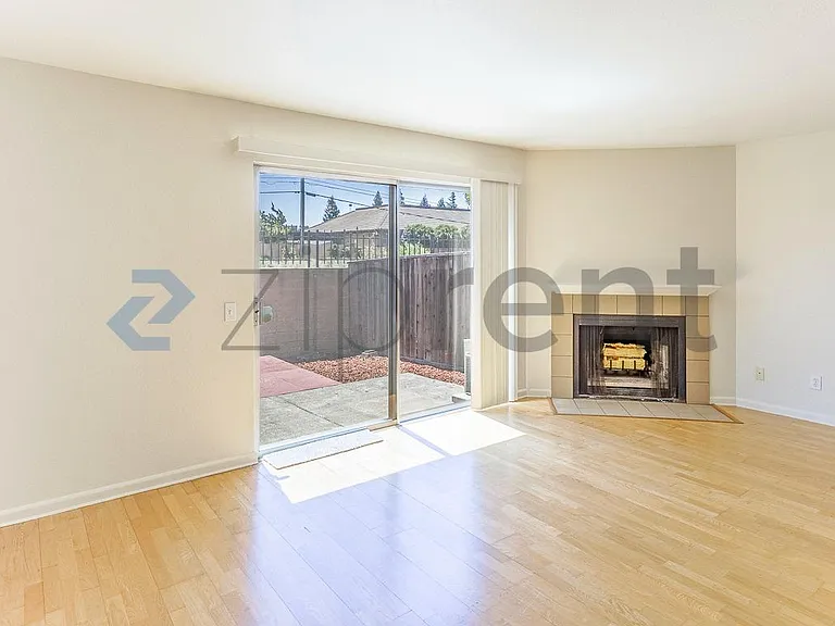 374 Tabor Ave — Photo 10