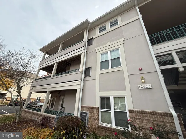 12020 Taliesin Pl APT 16, Reston, VA 20190