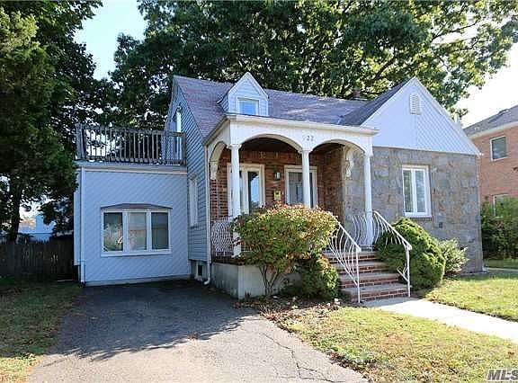 2nd image of 922 N 7th St