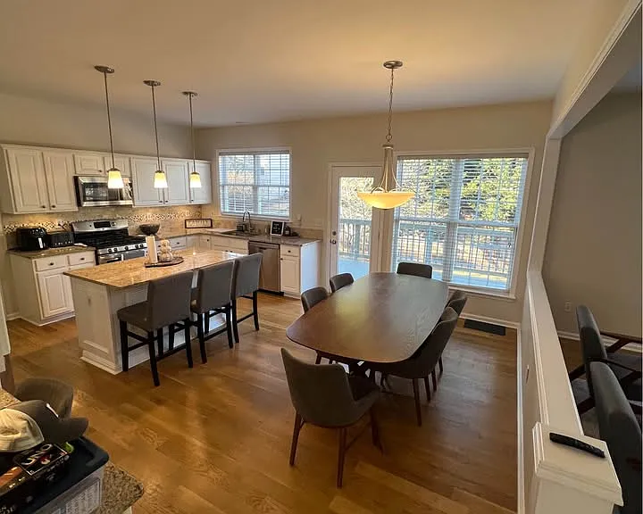 5135 Amberden Hall Dr — Photo 8