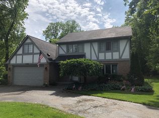 2332 Hiller Rd, West Bloomfield, MI 48324