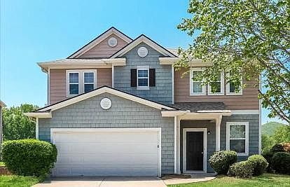 1st image of 392 Roseglen Dr