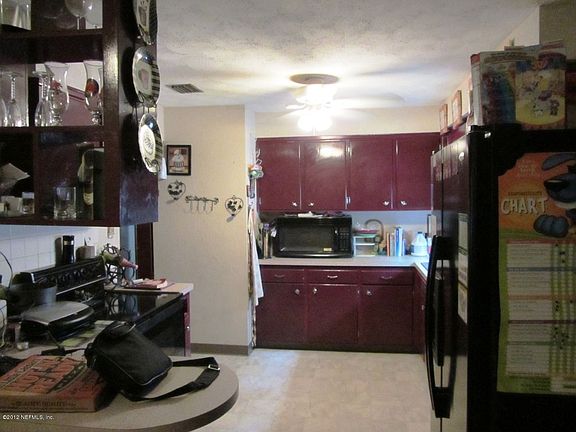 5th image of 7604 Dalehurst Dr S