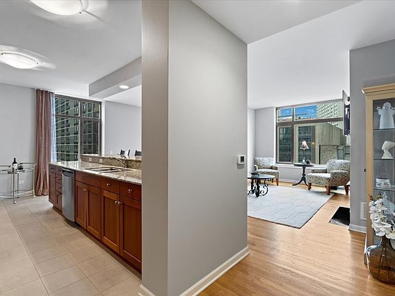 5th image of 530 N Lake Shore Dr APT 1101