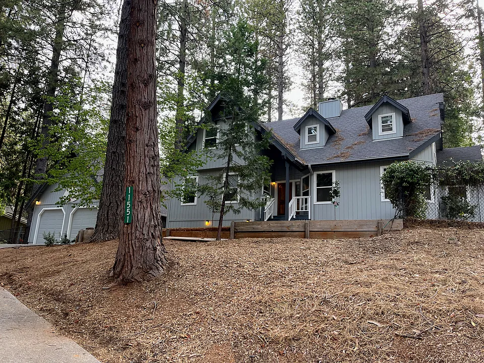 11551 Forest View Dr