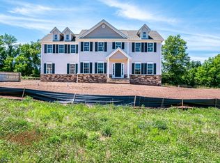 464 Pittstown Rd, Pittstown, NJ 08867