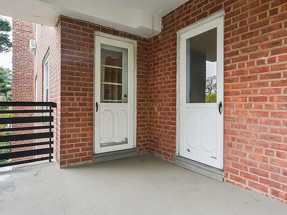 2nd image of 1133 Midland Avenue #3K