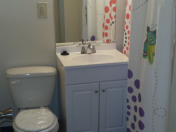 5th image of 121 Warwickshire Ln APT I