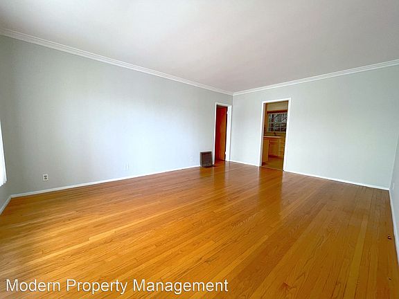 5th image of 3910 Prospect Ave #9985277