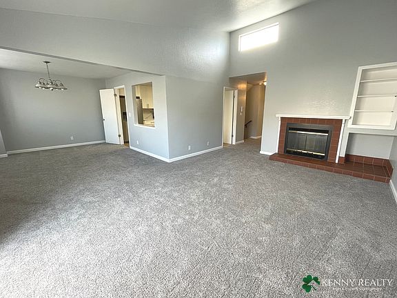2nd image of 332 Deanne Ln