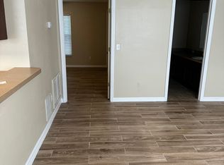 522 Laurie Ln APT 2, Leesburg, FL 34748