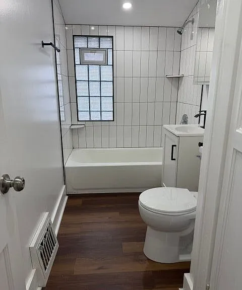2908 N 51st St — Photo 15
