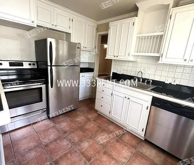 27 W 85th St — Photo 5