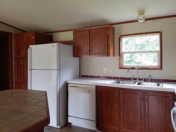 2nd image of 132 Carefree Ln