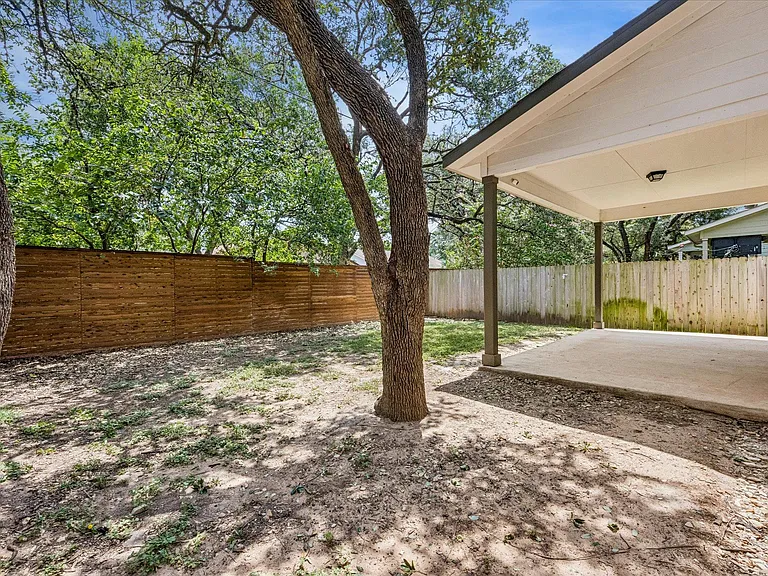 10303 Buster Dr — Photo 29
