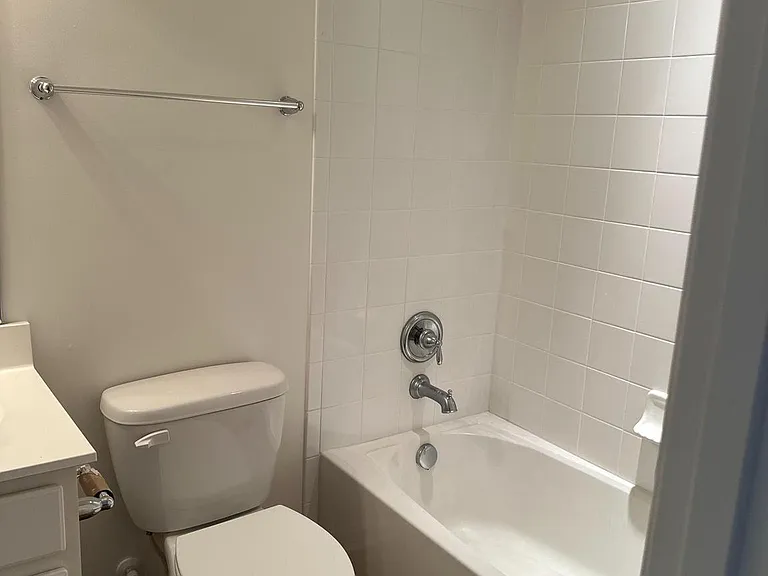 9610 Hazelbrook Ct — Photo 17