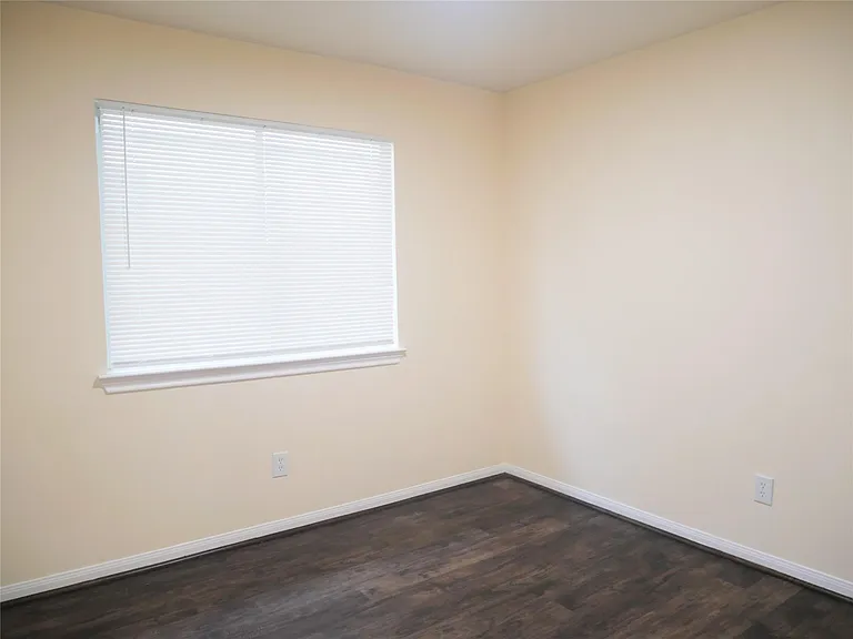 2311 Flint Brook Ct — Photo 25