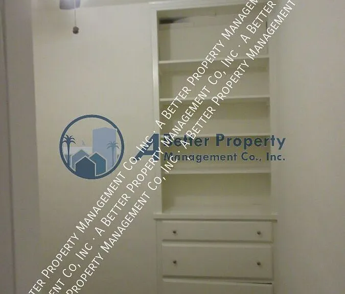 915 E Ocean Blvd #1 — Photo 9