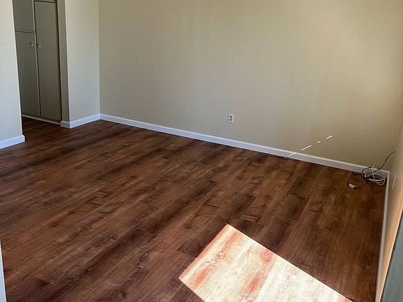 4th image of 359 N 1st St #10