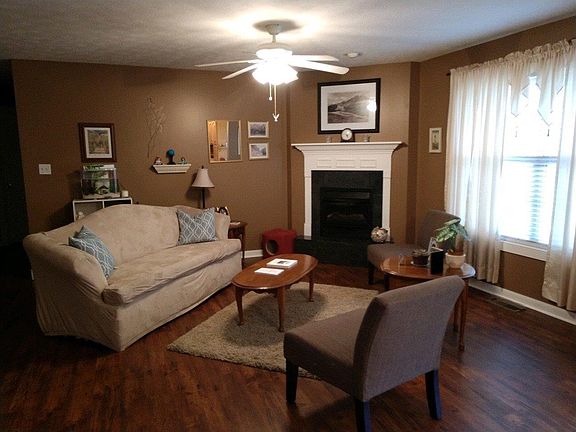 5th image of 344 Palomino Dr
