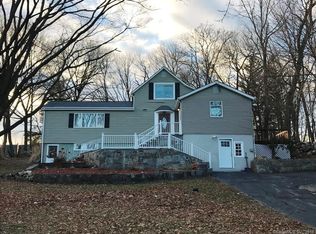 38 Woods End Rd, Stamford, CT 06905