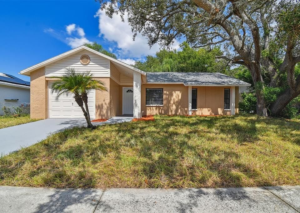1st image of 2711 NARCISSUS DR