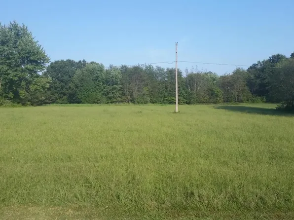 14884 N McCauley Ln, Mount Vernon, IL 62864
