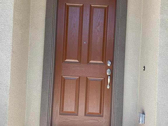 3rd image of 3135 La Corona Dr