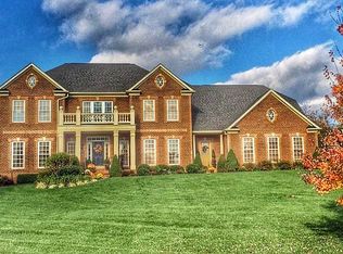 1 Traylor Dr, West Chester, PA 19382