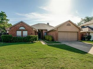 708 Bridgewater Ln, Mesquite, TX 75181