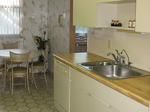 2nd image of 4350 Hillcrest Dr APT 211